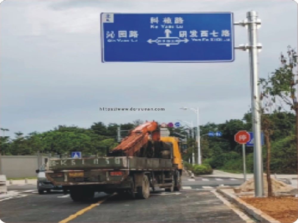 東莞市松山湖研發(fā)西八路道路工程