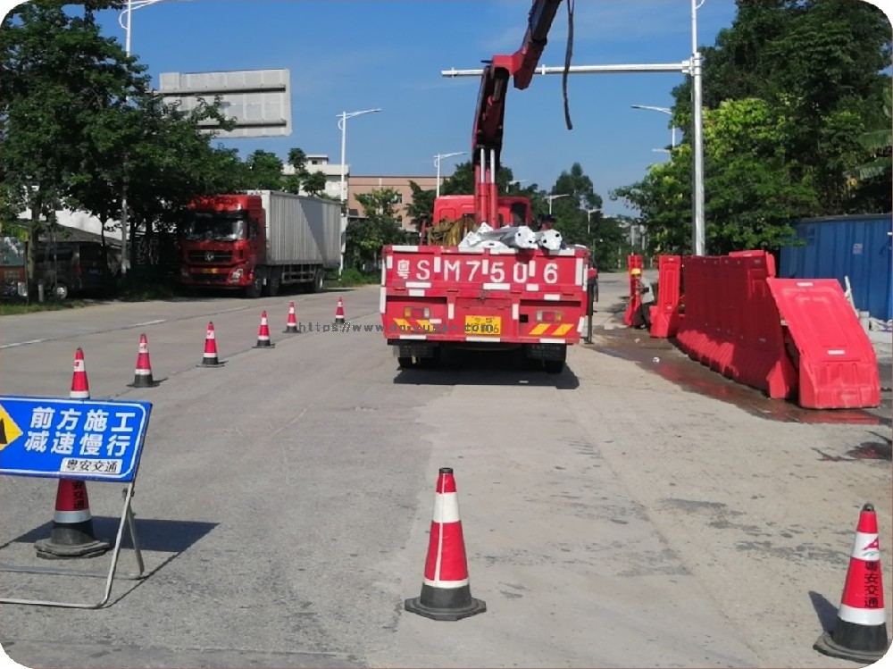 東莞市松山湖研發(fā)西六路北段道路工程