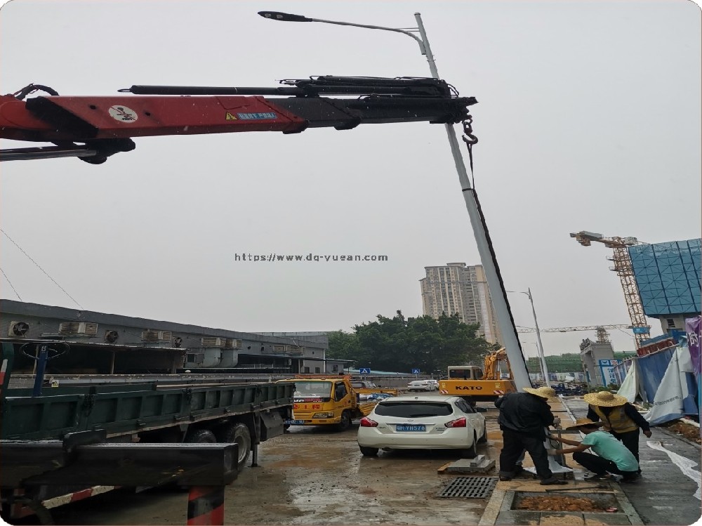 東莞市松山湖金多港東16、18號(hào)路道路工程